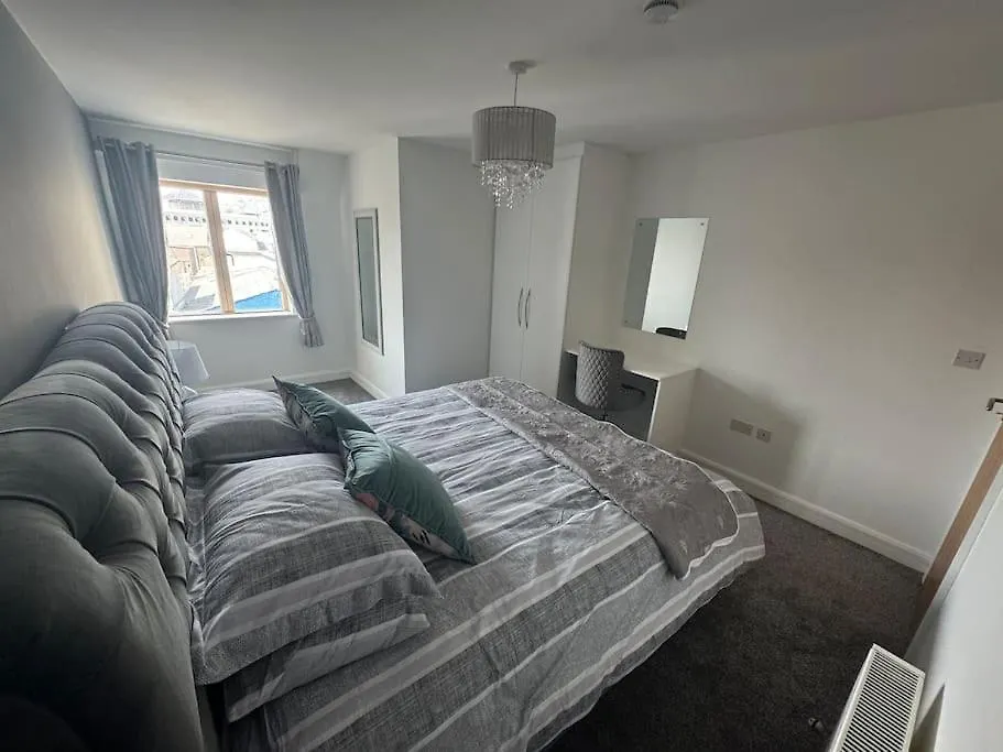 Luxury 2 Bed Fully Equipped City Centre Apartment Cork