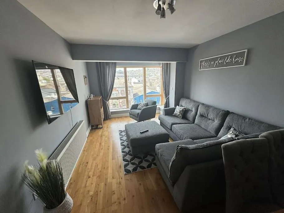 Luxury 2 Bed Fully Equipped City Centre Apartment Cork